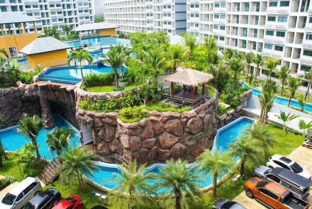 馬爾代夫渡假式公寓酒店 Pattaya Exterior foto